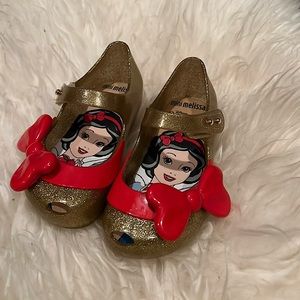 Mini Melissa Snow White shoes